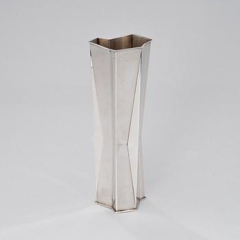 A silver vase by Tapio Wirkkala, model TW 226, Hopeakeskus, Hämeenlinna, Finland 1963. Weight 352 g.