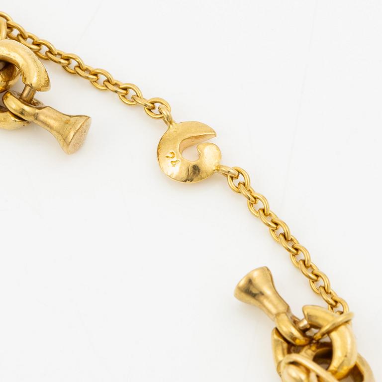 An Ole Lynggaard long necklace 18K gold.