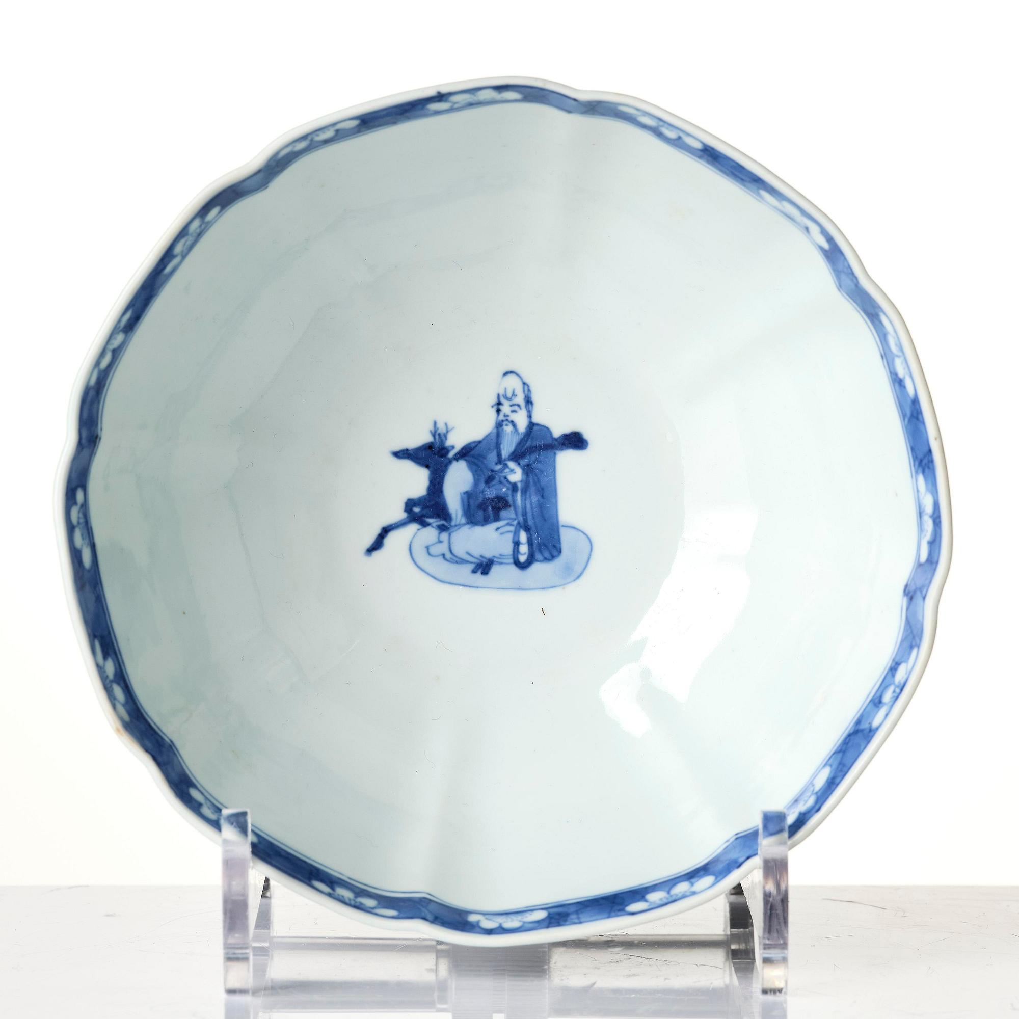 A blue and white 'immortals' bowl, Qing dynasty, Kangxi (1662-1722).