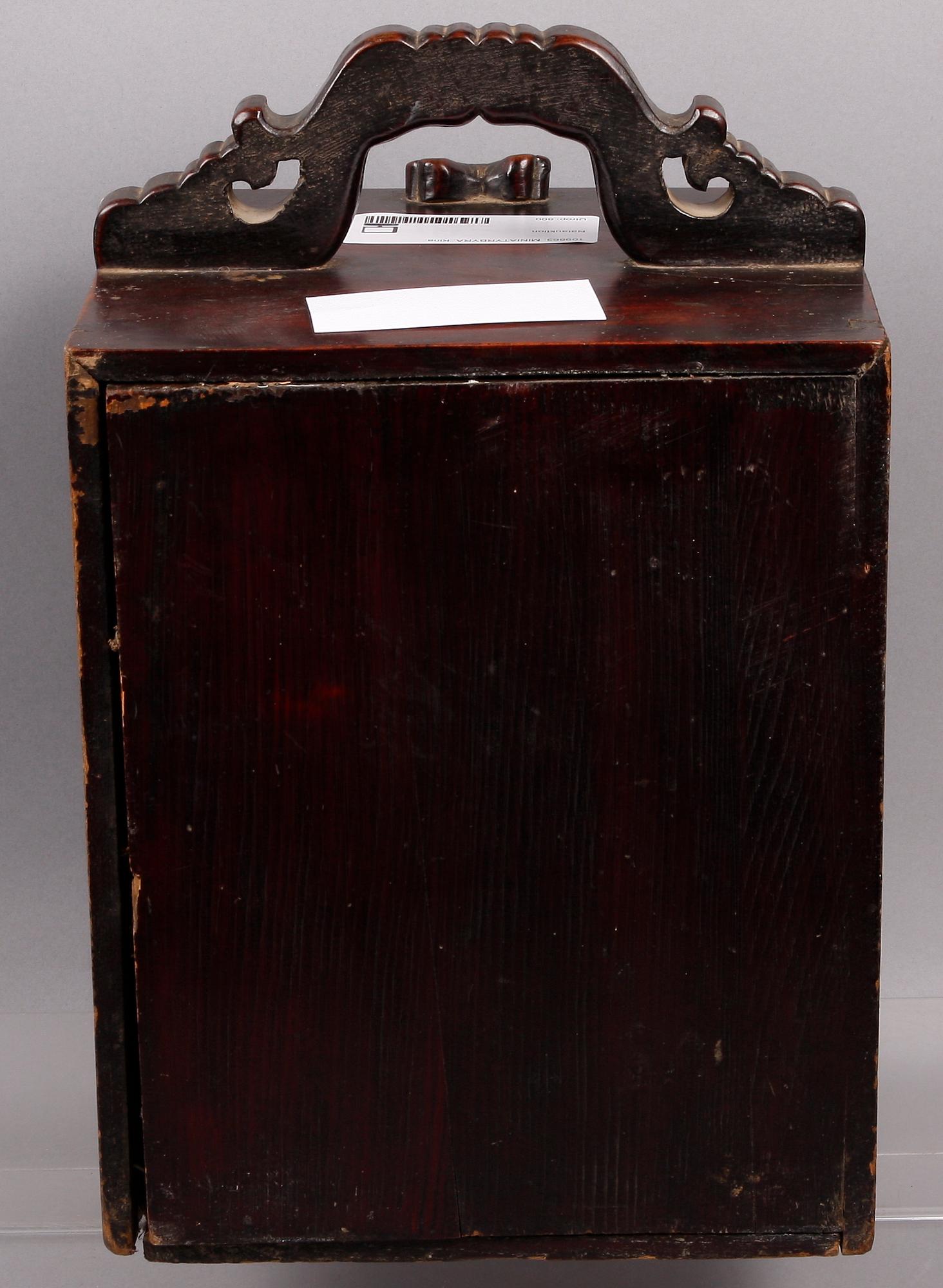 MINIATYRBYRÅ. Kina. 1800/1900-tal.