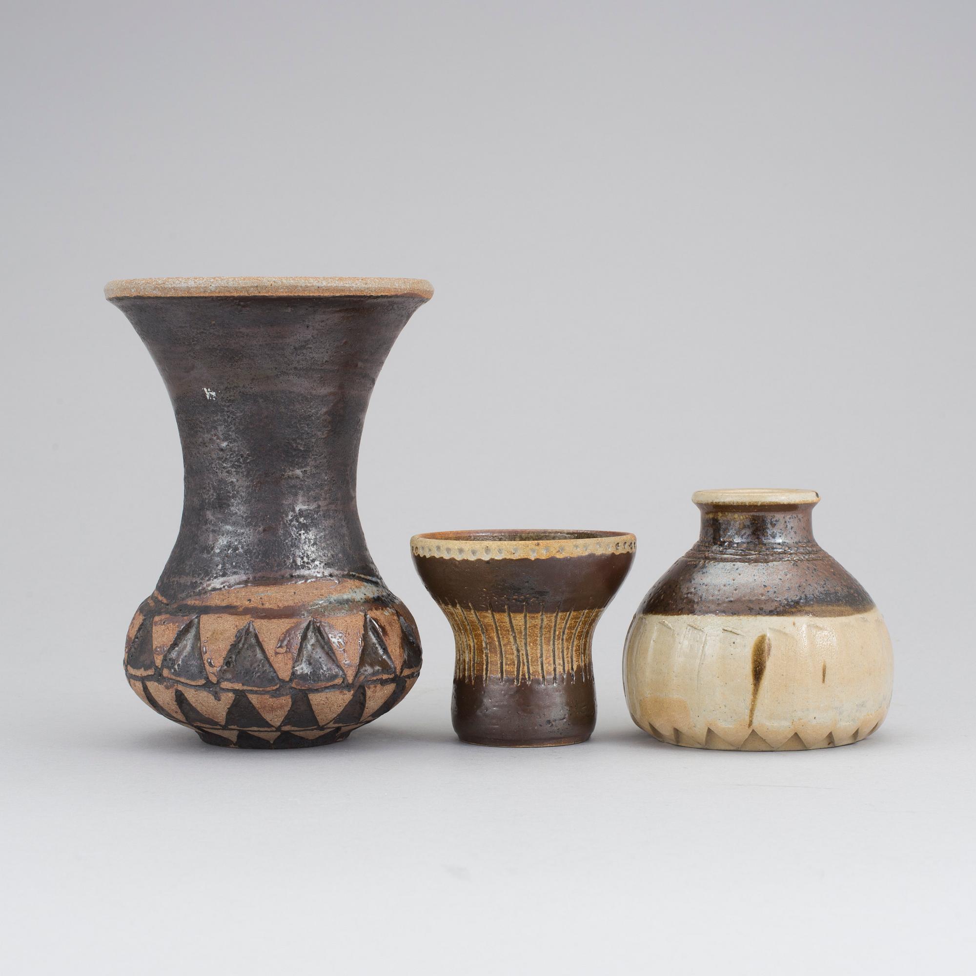 ANDERS BRUNO LILJEFORS, vaser 3 stycken, stengods, Gustavsberg, omkring 1900-talets mitt.