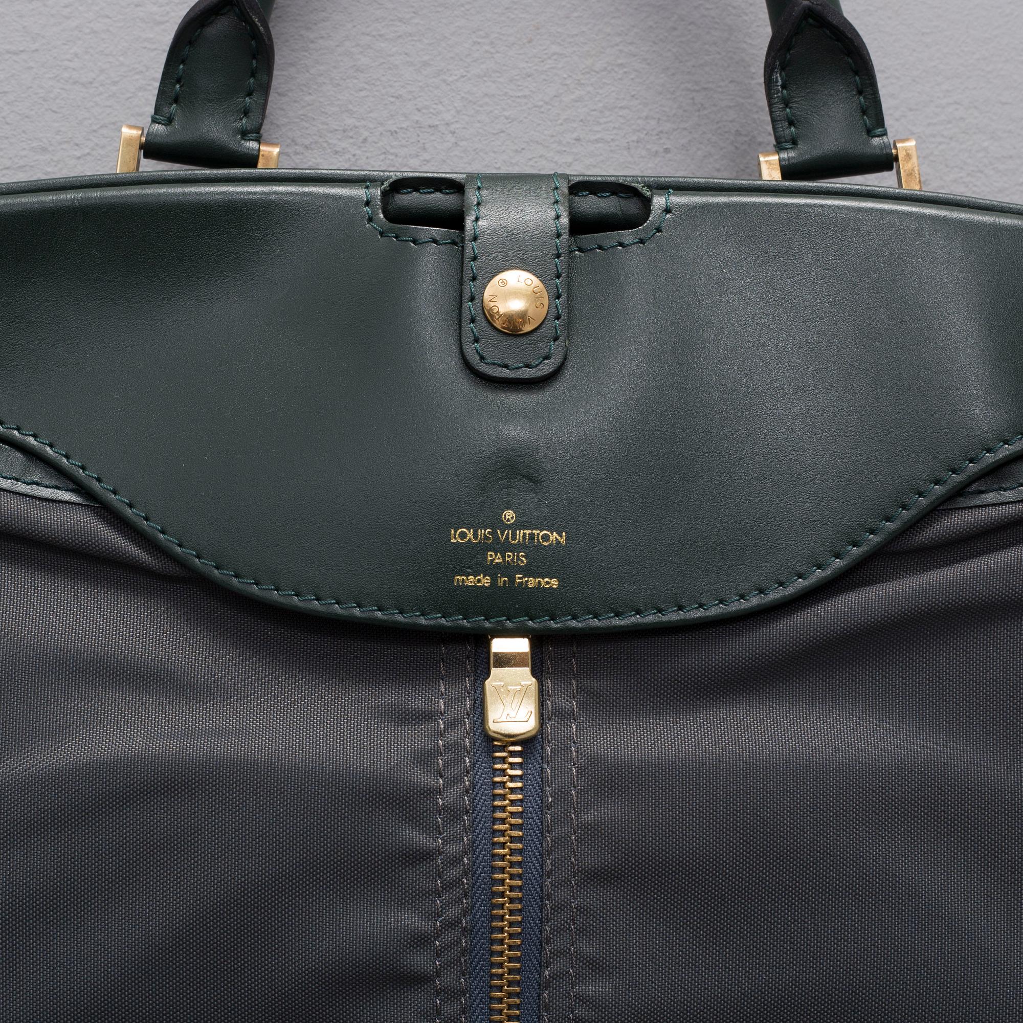 Taiga Epicea Housse Bering, Louis Vuitton.