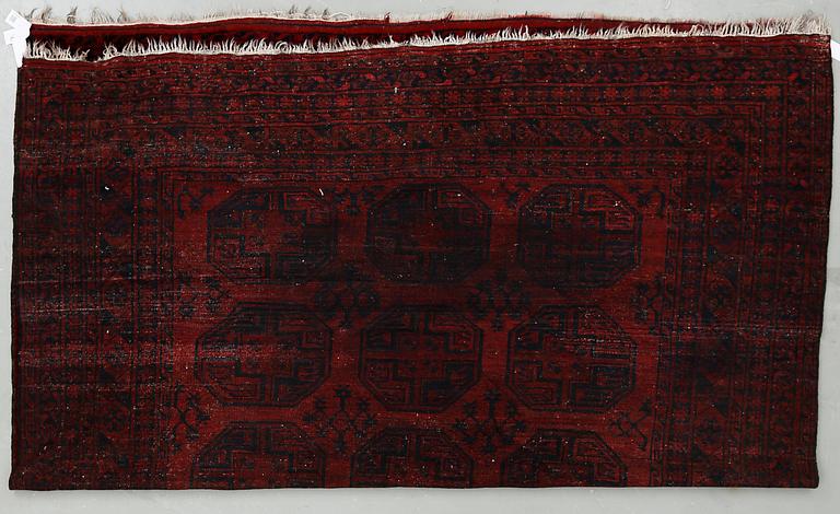 MATTA, sannolikt Afghan, old. Ca 306x271 cm.