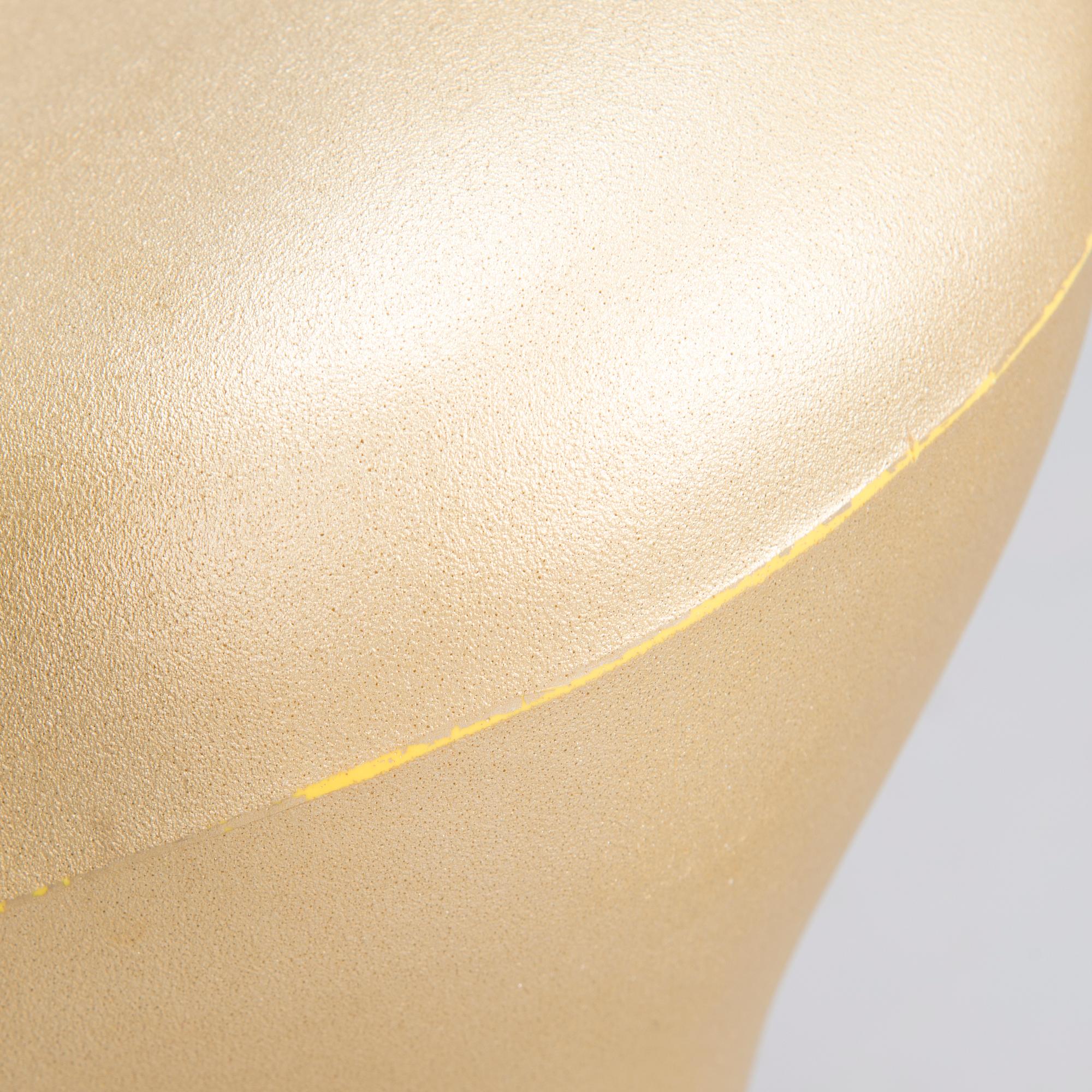 RAHI, "The Tooth Stool", design Philippe Starck, muovia.