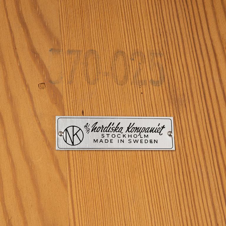 David Rosén, matbord modell "570-025" samt stolar 4+4 st ur Futura-serien, Nordiska Kompaniet, 1950-tal.