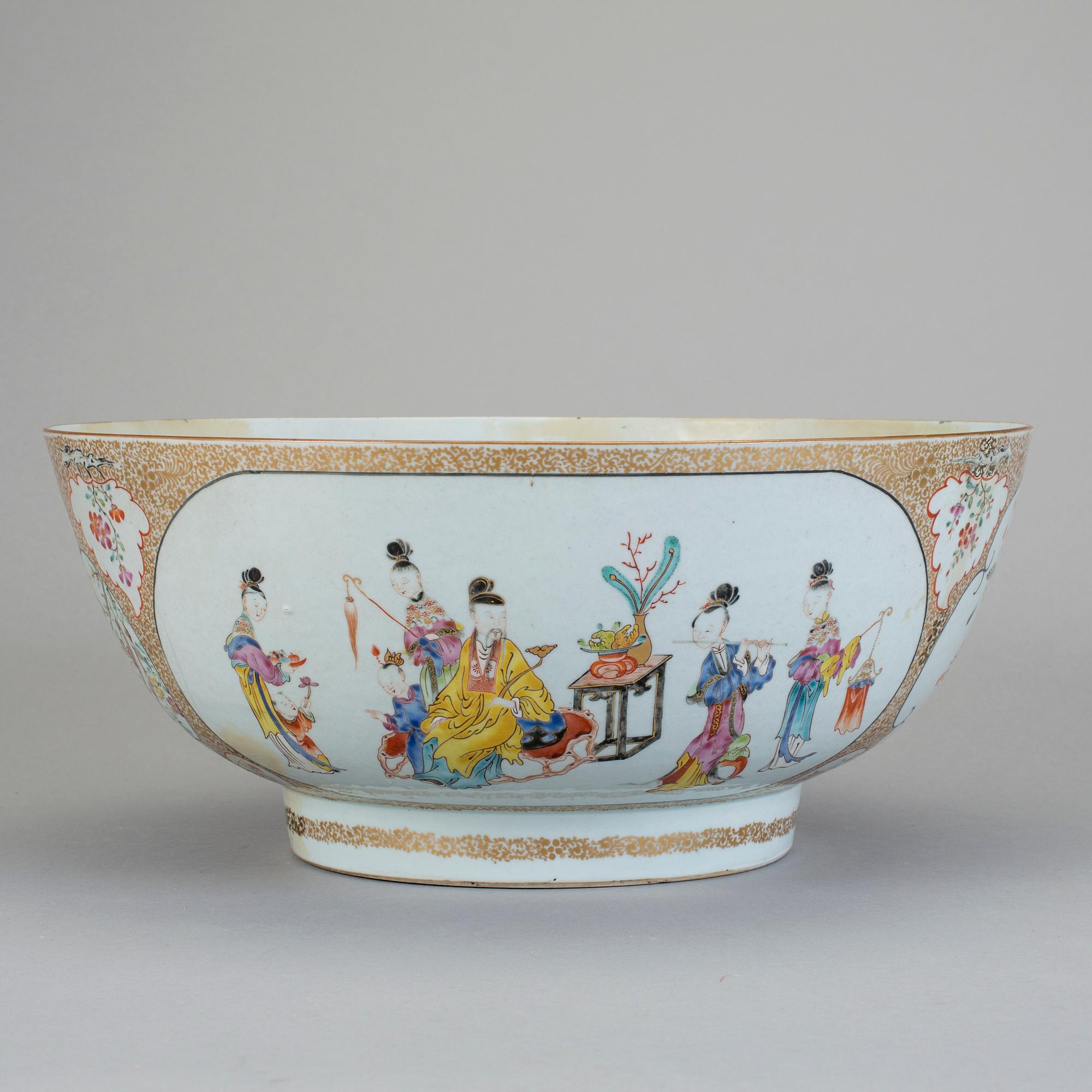 BÅLSKÅL, porslin, Qingdynastin, Qianlong (1736-95).