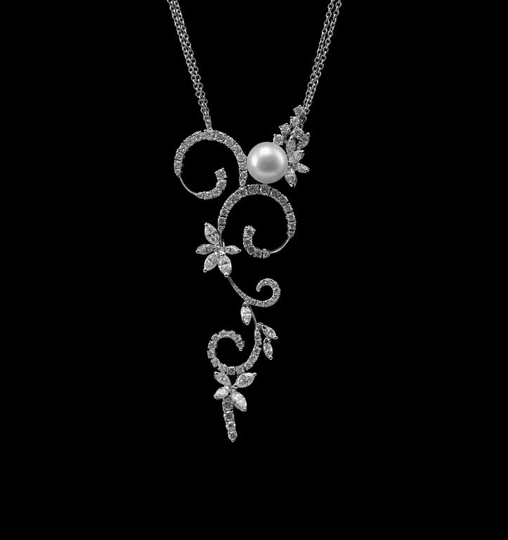 KAULAKORU, navette- ja briljanttihiottuja timantteja  5.09 ct. G/vvs. Etelänmerenhelmi 10,5 mm. Paino 17,25 g.