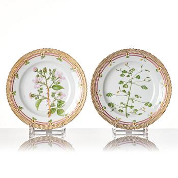 A set of nine Royal Copenhagen 'Flora Danica' dishes, Denmark, 20th Century.