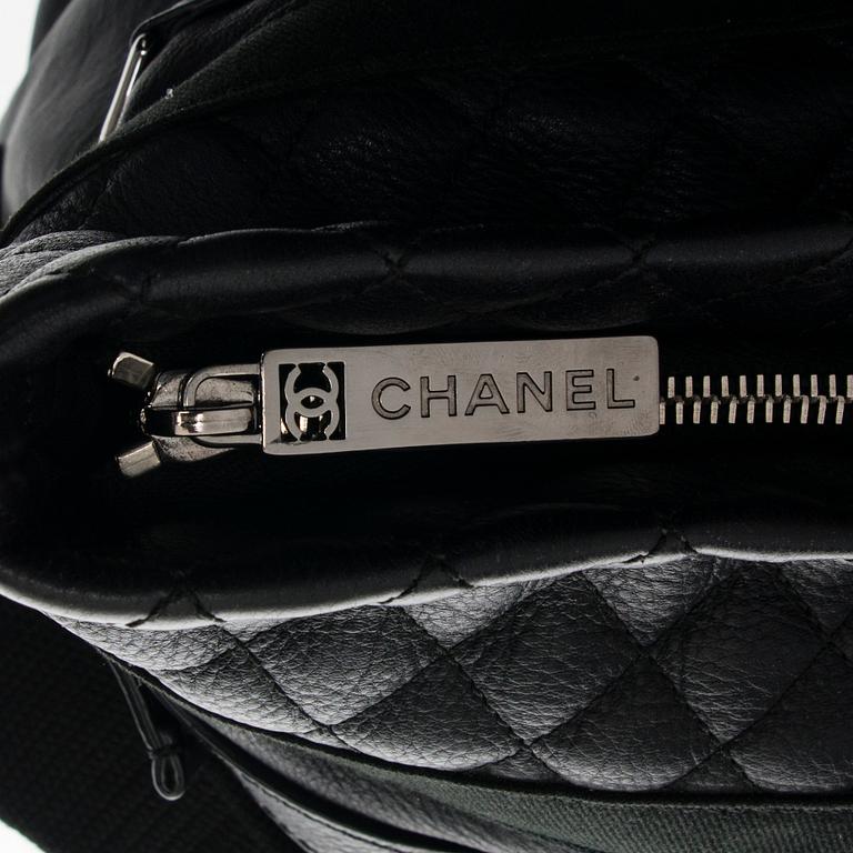 LAUKKU, Chanel.