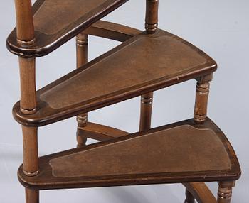 BIBLIOTEKSSTEGE, 1900-tal.