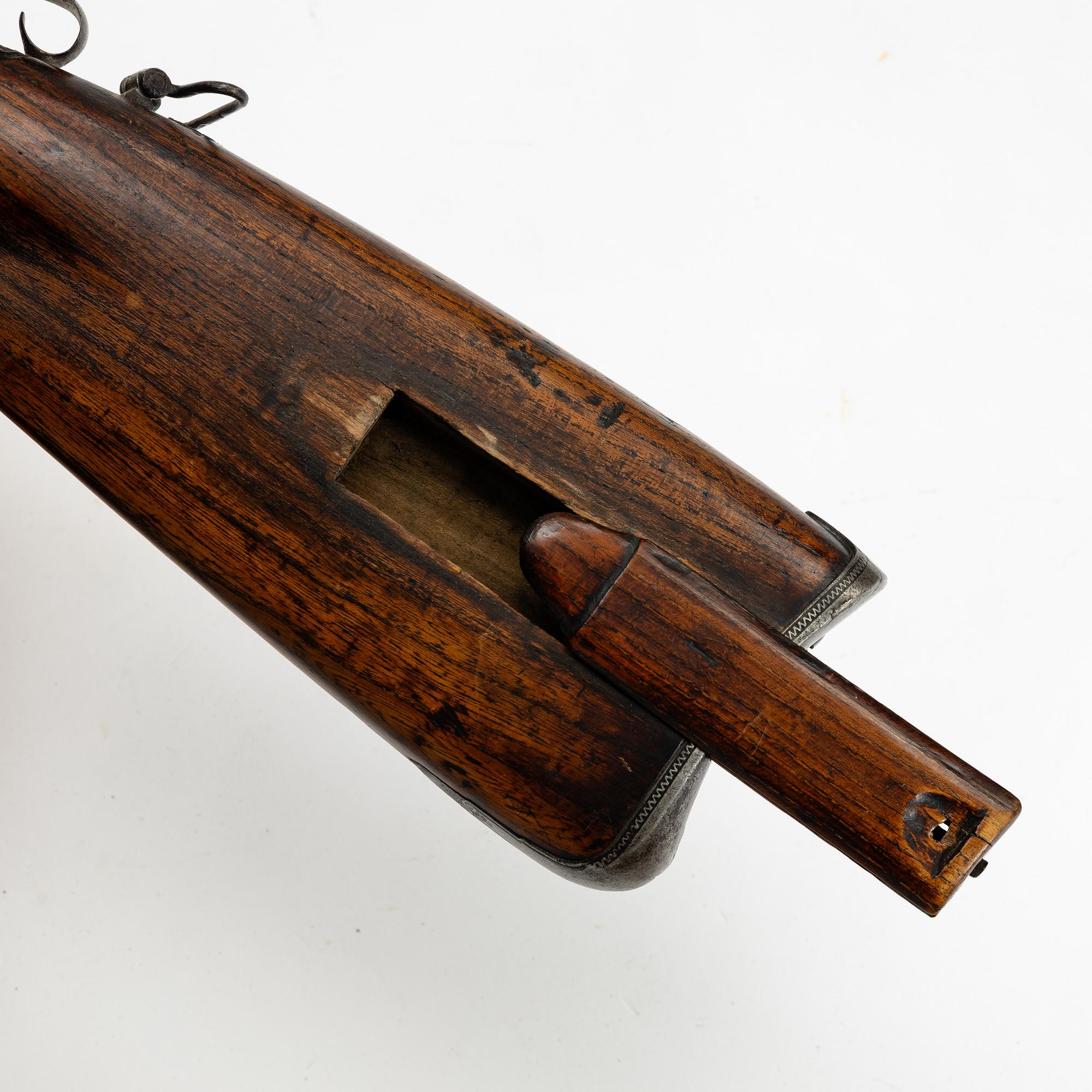 A double barelled percussion shotgun by Gudmund Nystrand, Eskilstuna (1786-1863).