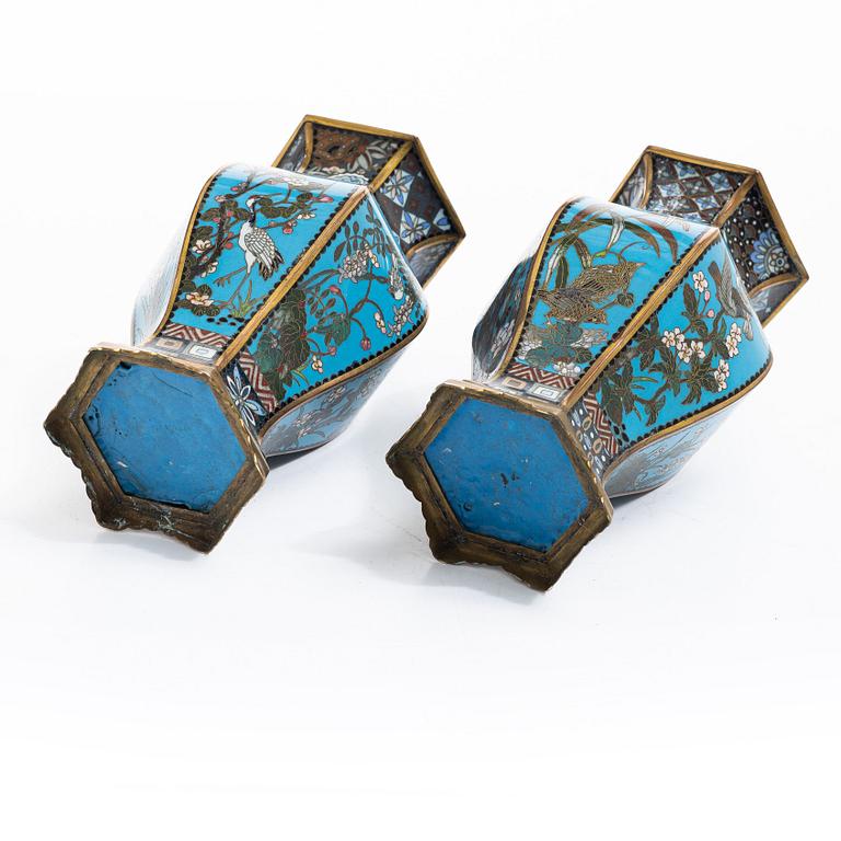 A pair of Japanese cloisonné hexagonal vases, Meiji (1868-1912).