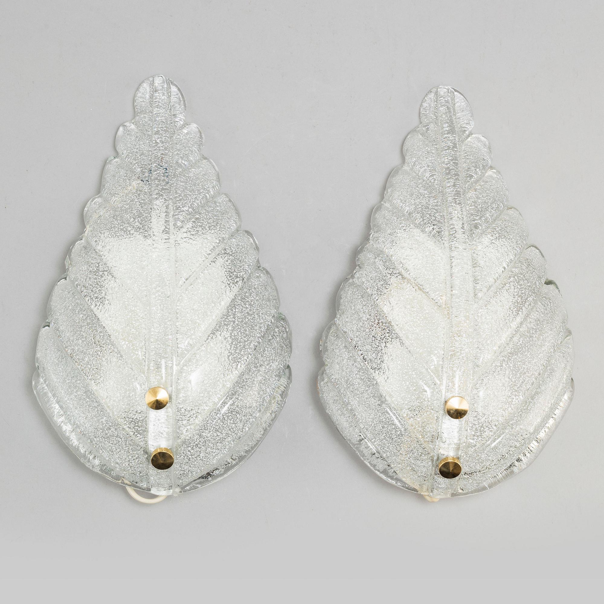 LAMPETTER/VÄGGLAMPOR, ett par, 1960-tal.