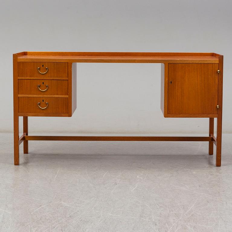 A Josef Frank table for Firma Svenskt Tenn, second half of the 20th century.