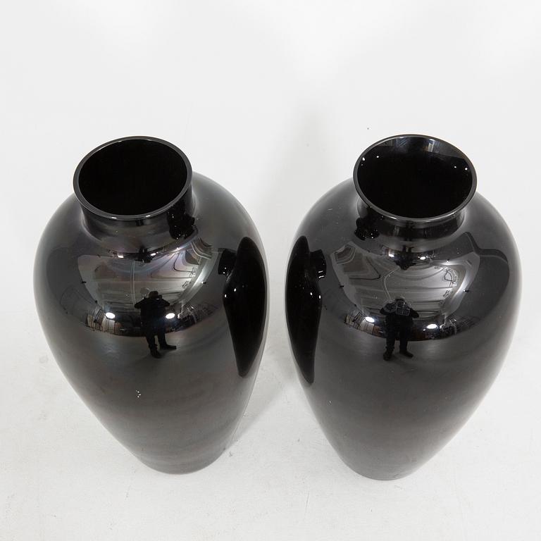 A set of two Venini 1980 glass urns.