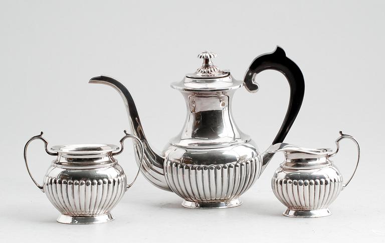 KAFFESERVIS, 3 delar, silver, svenska importstämplar. Vikt ca 820 gram.