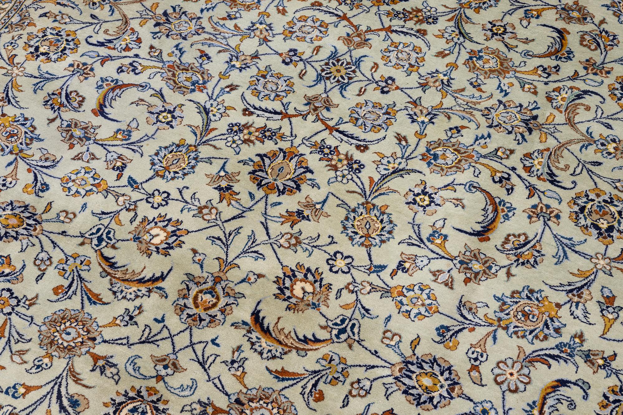 Carpet, Keshan, approx. 390 x 298 cm.