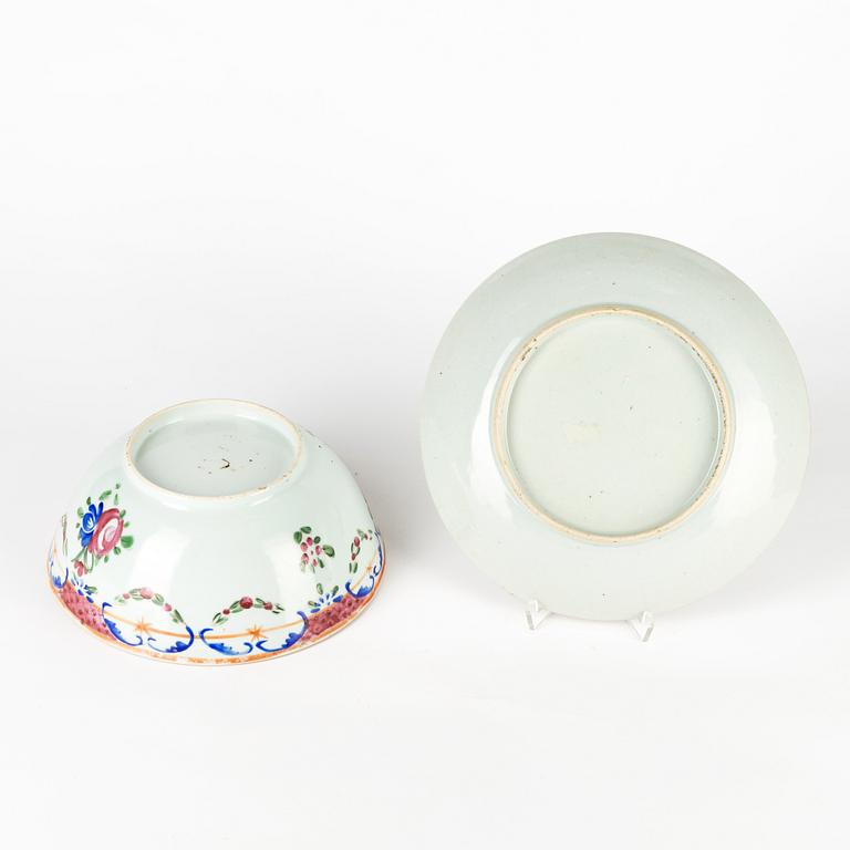 Bålskål med fat, porslin. Qingdynastin, 1800-tal. För persisk marknad.