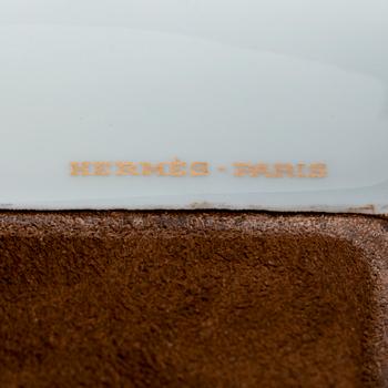 ASKFAT, porslin, Hermes.