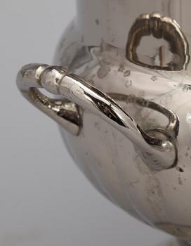 VINKYLARE, nysilver, 1900-tal.