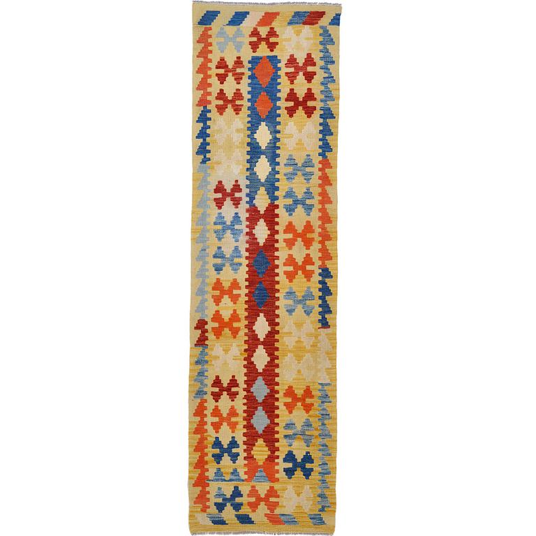 A kilim runner, 285 x 81 cm.