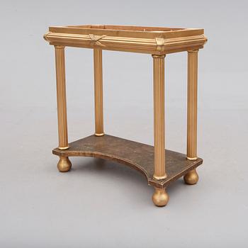 TRYMÅBORD, gustaviansk stil, 1900-talets första hälft.