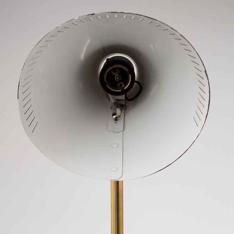 A mid 20th century '9222' table lamp for Idman, Finland.