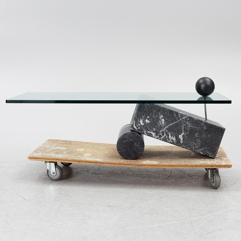 A coffee table, late 20th century.