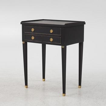 Sidobord, Gustaviansk stil, sent 1800-tal.