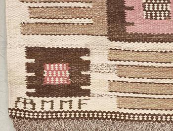 CARPET. "Nyponblomman". Flat weave. 266 x 170,5 cm. Signed AB MMF LPN 1947.