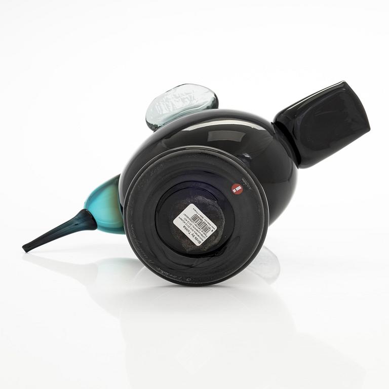 Oiva Toikka, An anniversary bird 2012, "Festive Catcher' , signed O. Toikka, Nuutajärvi 2012, numbered 732/2000.