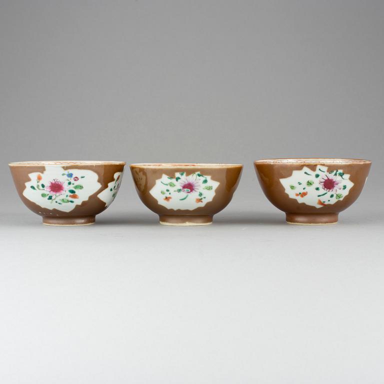 SKÅLAR, 3 st, porslin, Kina, 1700-tal.