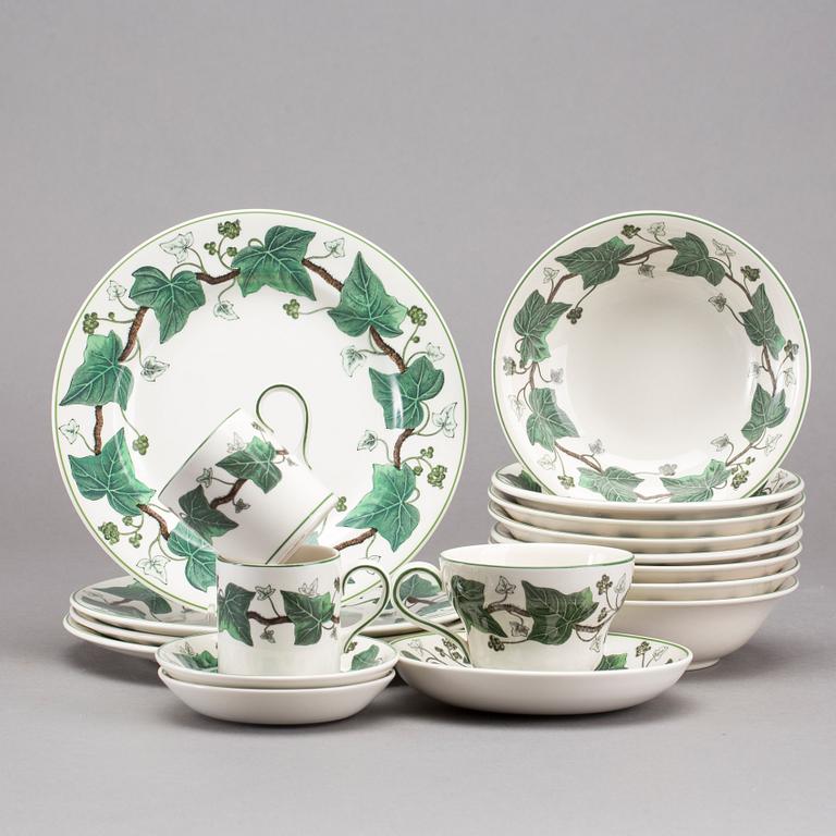 SERVISDELAR, 15 delar, porslin, "Napoleon Ivy", Wedgwood.