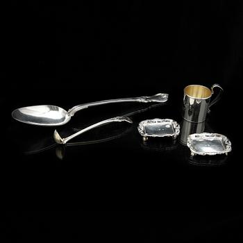PARTI SILVER, 5 delar, silver, bla. Jacob Engelberth Torsk, Stockholm 1855. Total vikt ca 279 gram. .