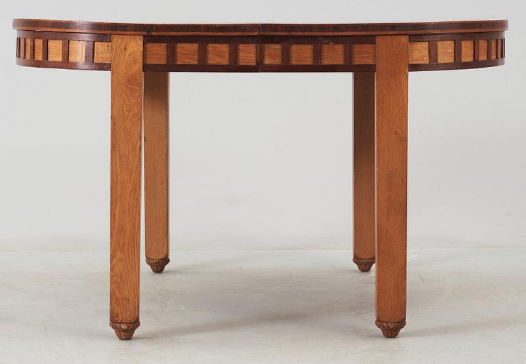 A Maurice Dufrene dining room suite, Paris, France 1925.