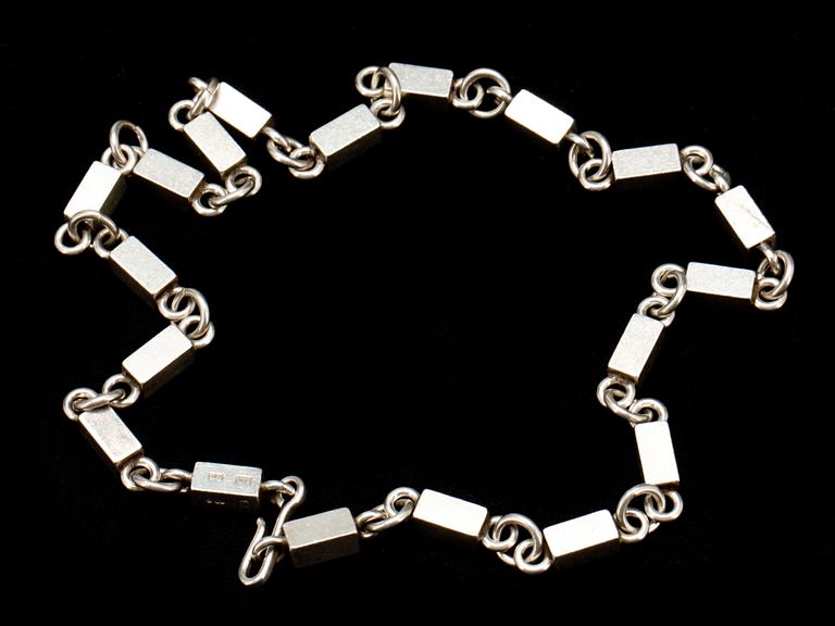 COLLIER, sterling silver. Wiwen Nilsson, Lund. Vikt 66 g.