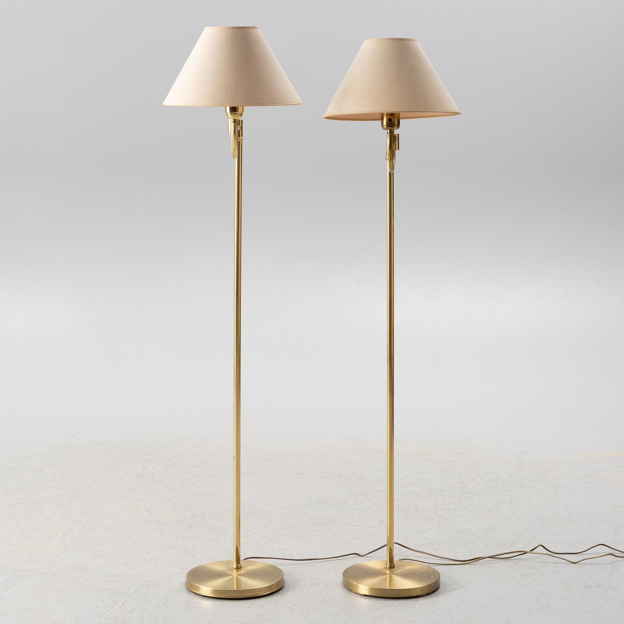 Golvlampor, ett par/snarlika, EWÅ, 1900-talets andra hälft.