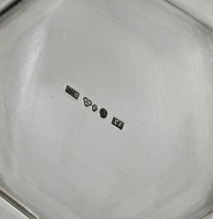 BÄGARE, silver, J L Hultman AB, Stockholm, 1945. Vikt ca 333 g.