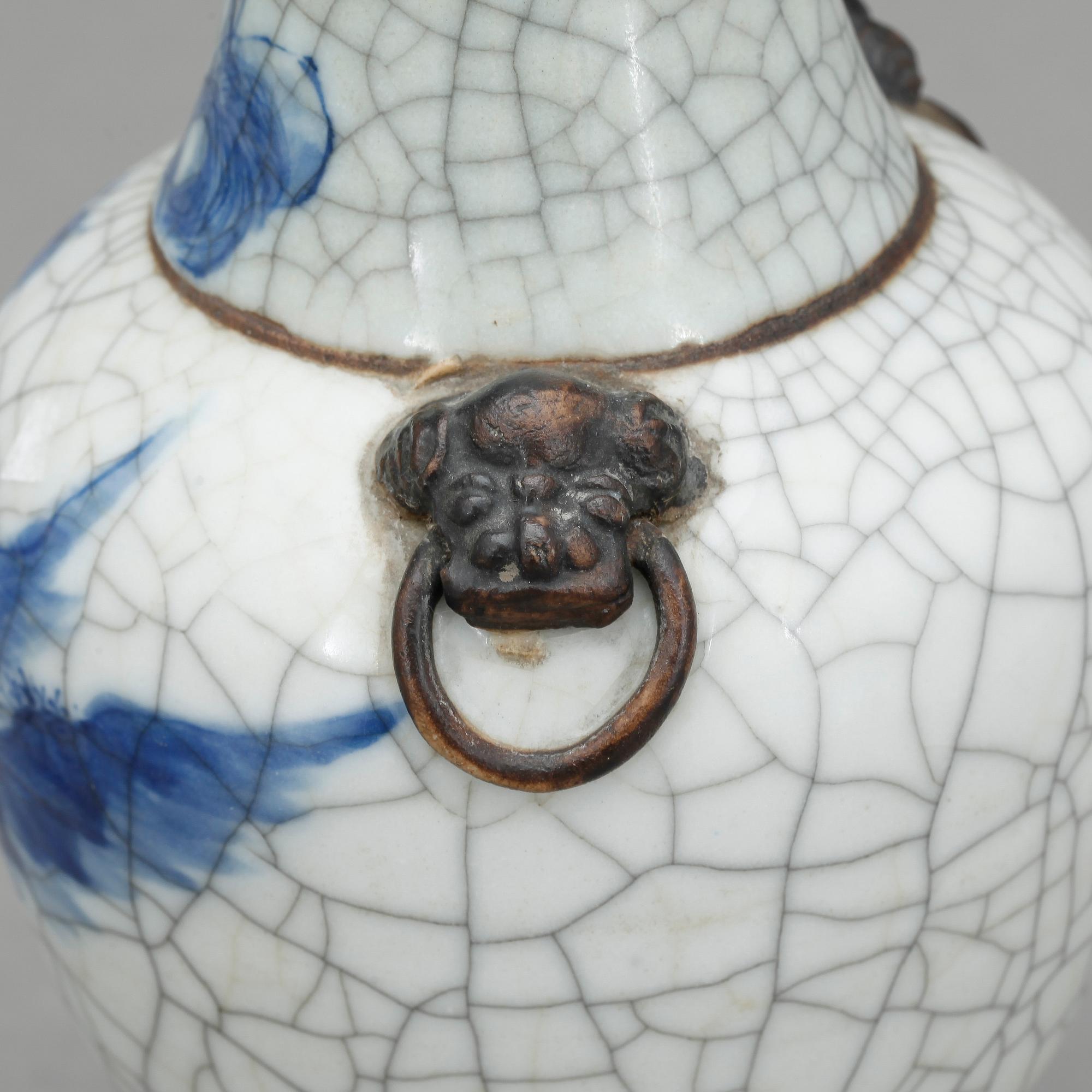 VASER, 2 st, porslin, Kina.
