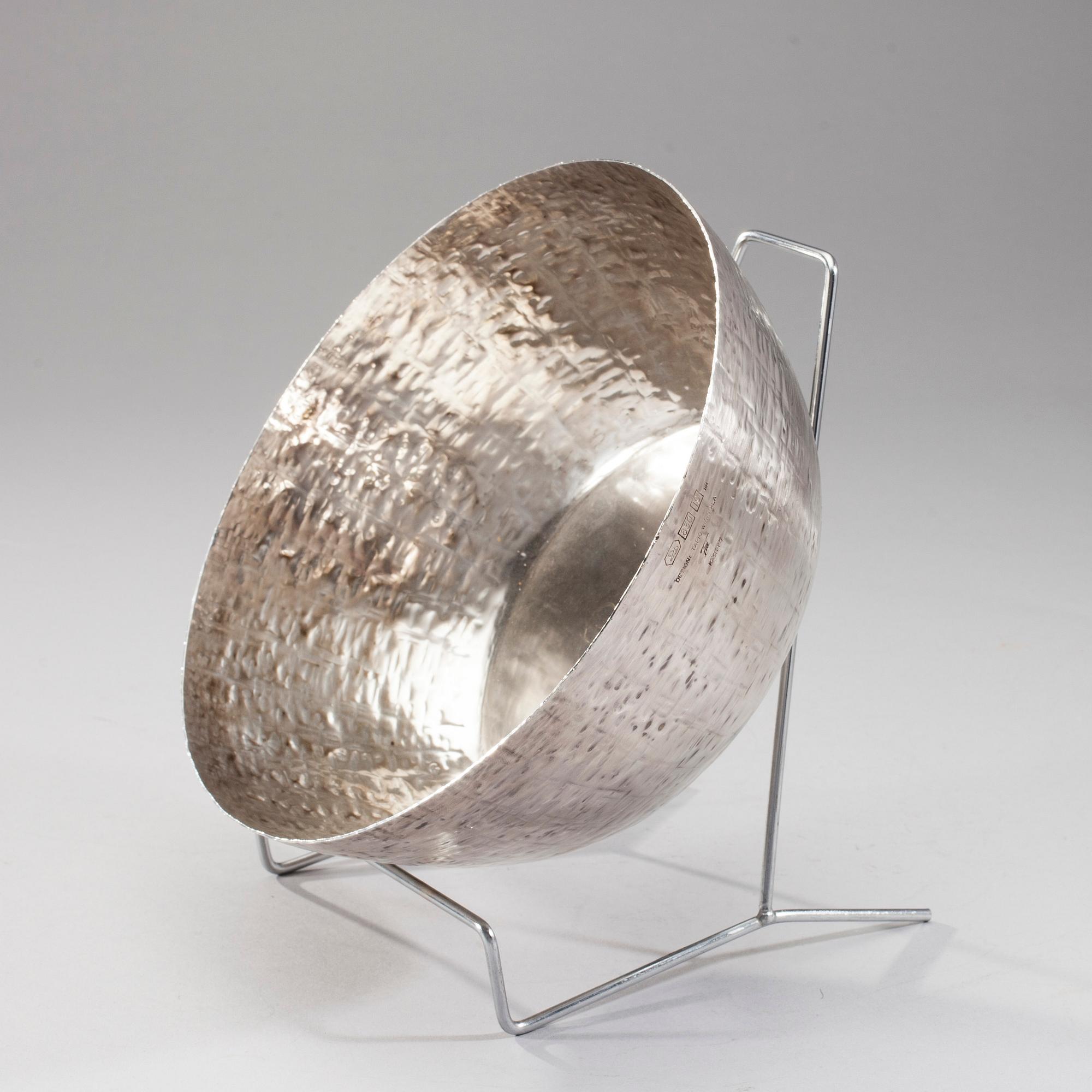 SKÅL, silver, design Tapio Wirkkala, Tavastehus 2010. Vikt 712 g.