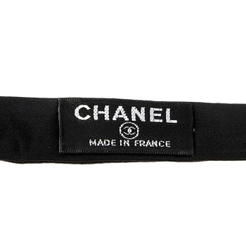 FLUGA, Chanel.