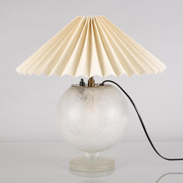 Gunnar & Ulla Eklöf, table lamp, Corona Belysningskultur, 1940s-30s.