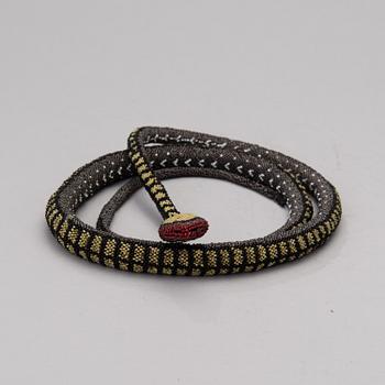 DEKORATIONSFÖREMÅL / HALSBAND, orm, 1900-talets första hälft.