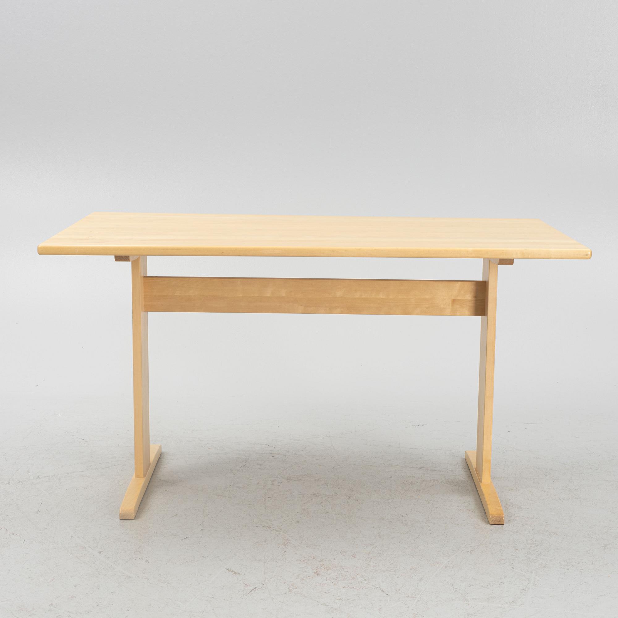 . Yngve Ekström, matbord, "Björka", Stolab, 2007.