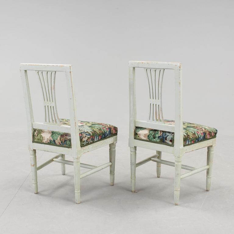 STOLAR, ett par, sengustaviansk stil, 1800-talets andra hälft.