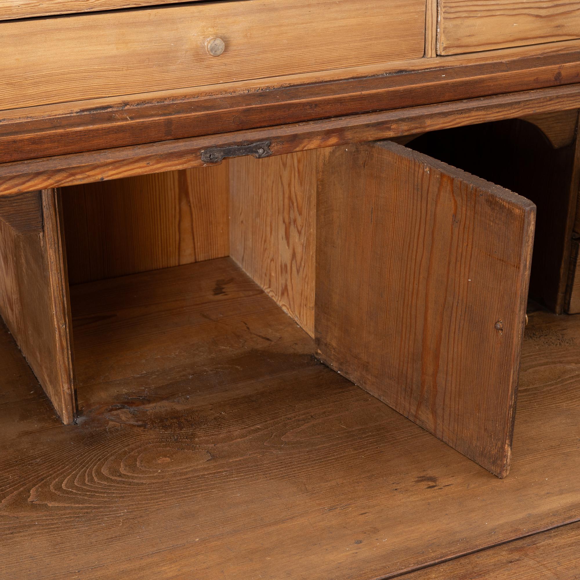 Writing cabinet, Gustavian, late 18th century.