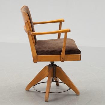 KONTORSSTOL, 1900-talets första hälft.