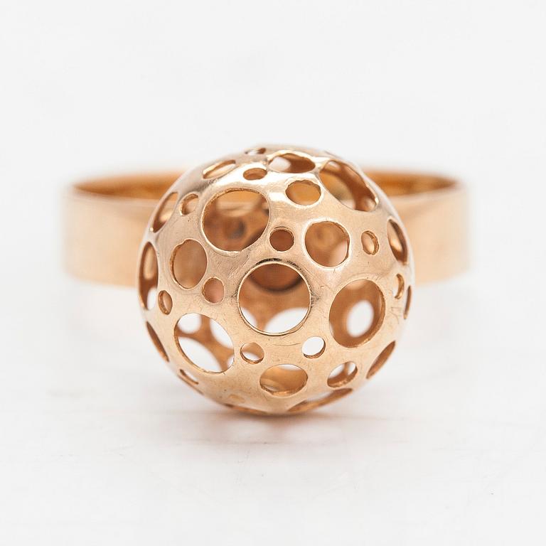 Liisa Vitali, a 14K gold 'Leppäkerttu' ('Ladybird') ring, Westerback, Helsinki 1976.