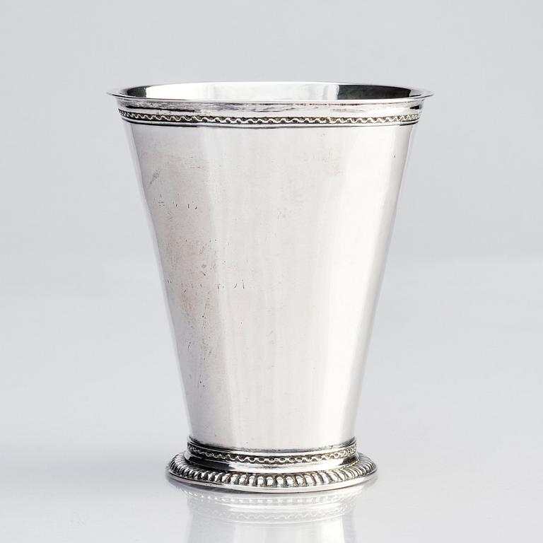 A Swedish early 18th century silver beaker, mark of Daniel Ekman, Eksjö (1696-1715 (1723)).