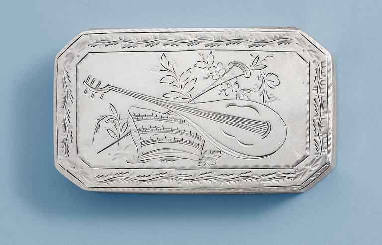A Swedish early 19th century parcel-gilt snuff-box, makers mark of Stephan Westerstråhle, Stockholm 1808.